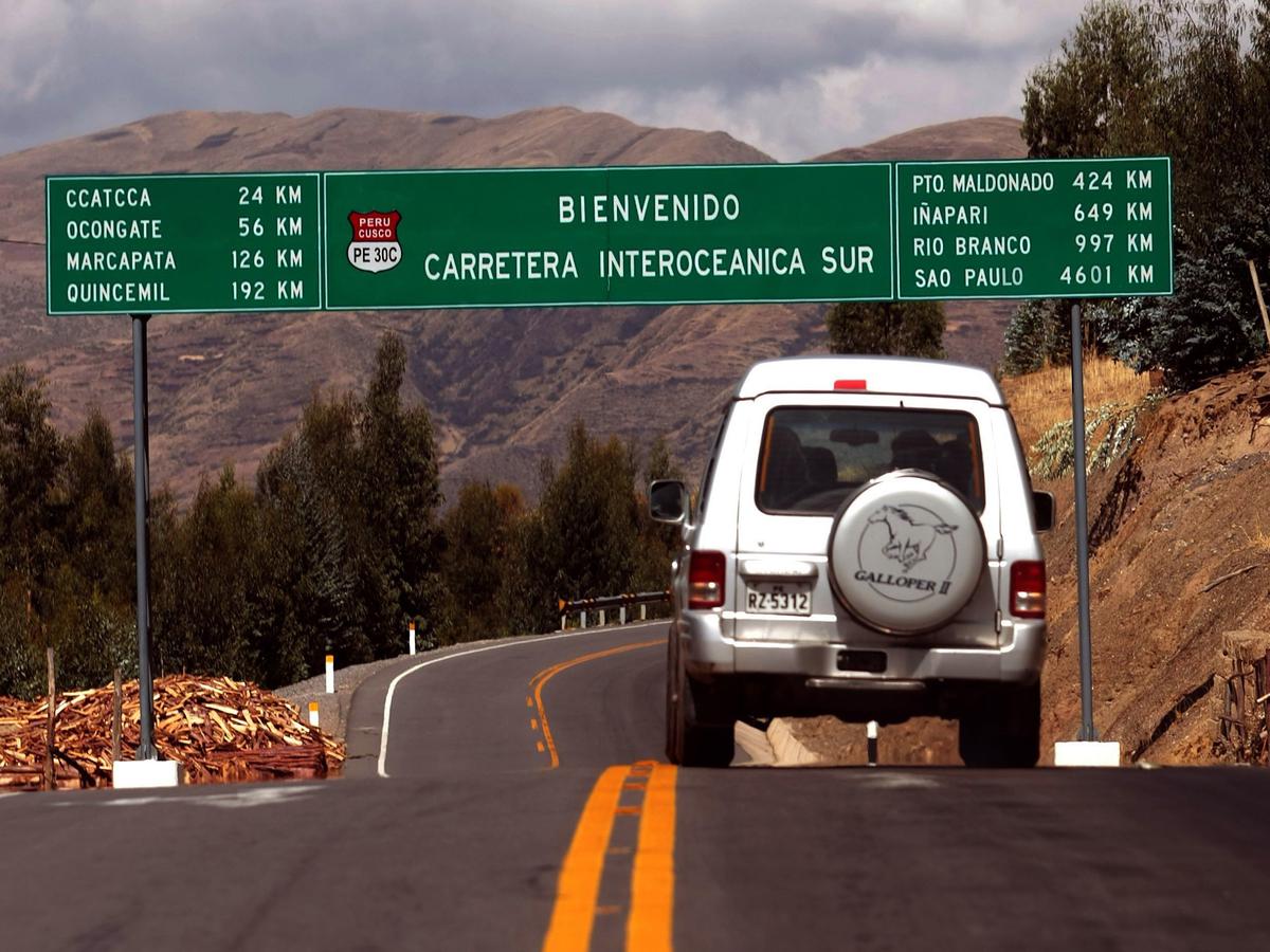 CONCESIÓN IIRSA SUR TRAMO 3